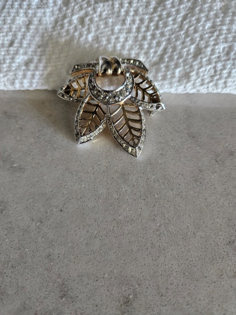 RARE AND VINTAGE GOLD, SILVER, AND RHINESTONE LEAF-SHAPED BROOCH